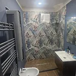 Dcr Dante Πανσιόν *