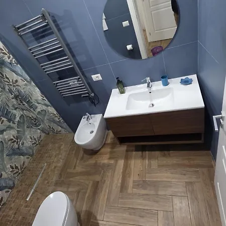 Dcr Dante 게스트하우스 나폴리